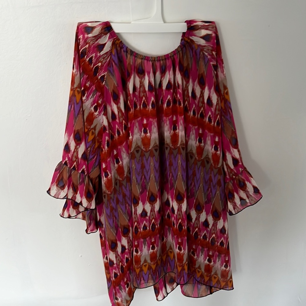 Size medium flowy dress shirt